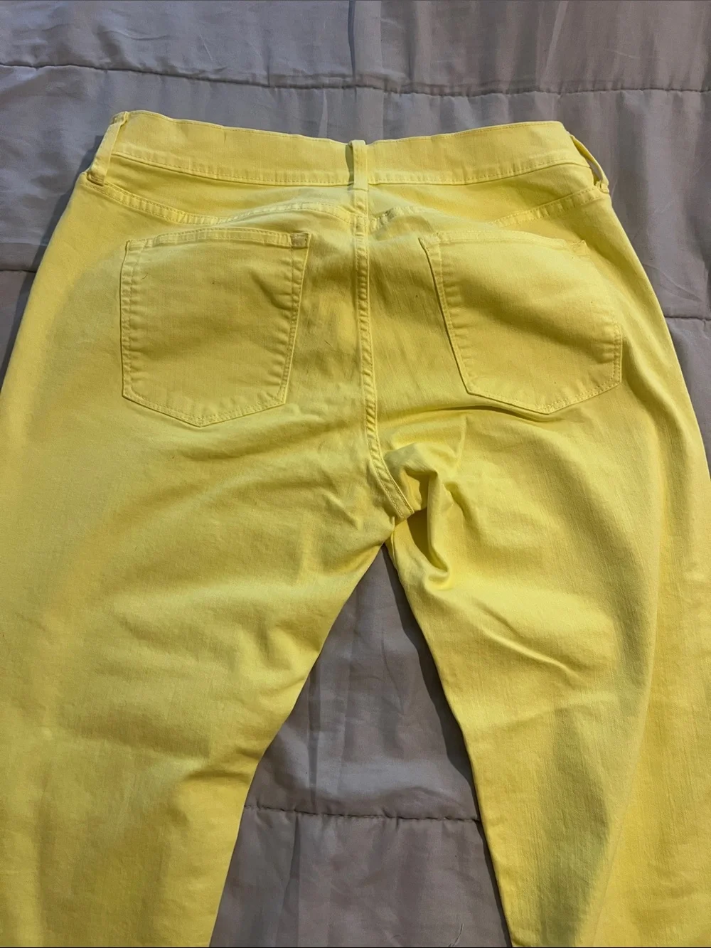 GAP Men's Slim Straight Jeans in Yellow